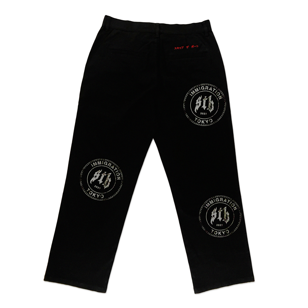 THE “SHUPPATSU” PANTS