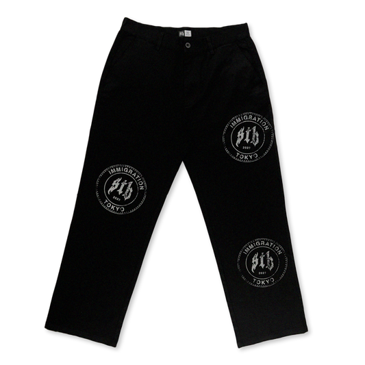 THE “SHUPPATSU” PANTS